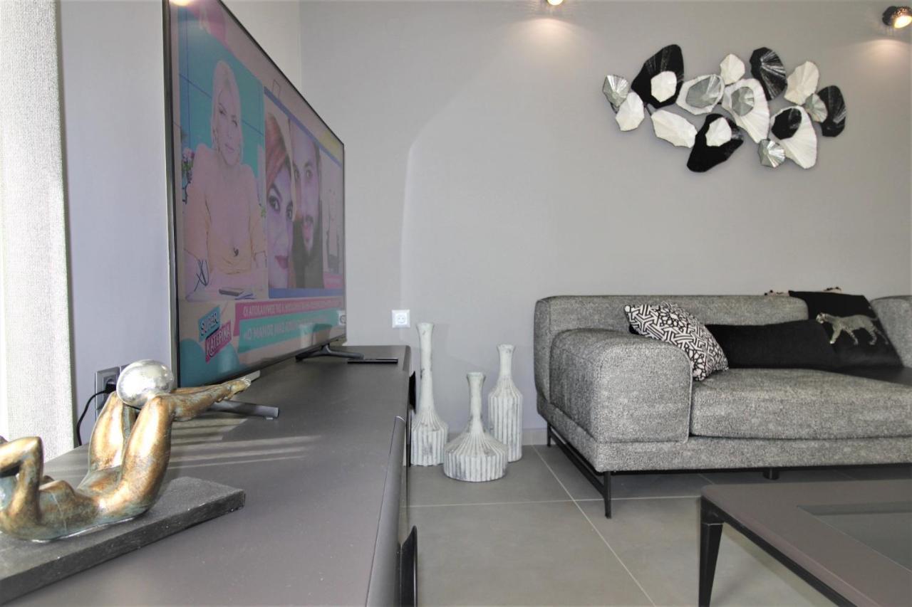 The Victoria-City Apartment Lefkáda Buitenkant foto