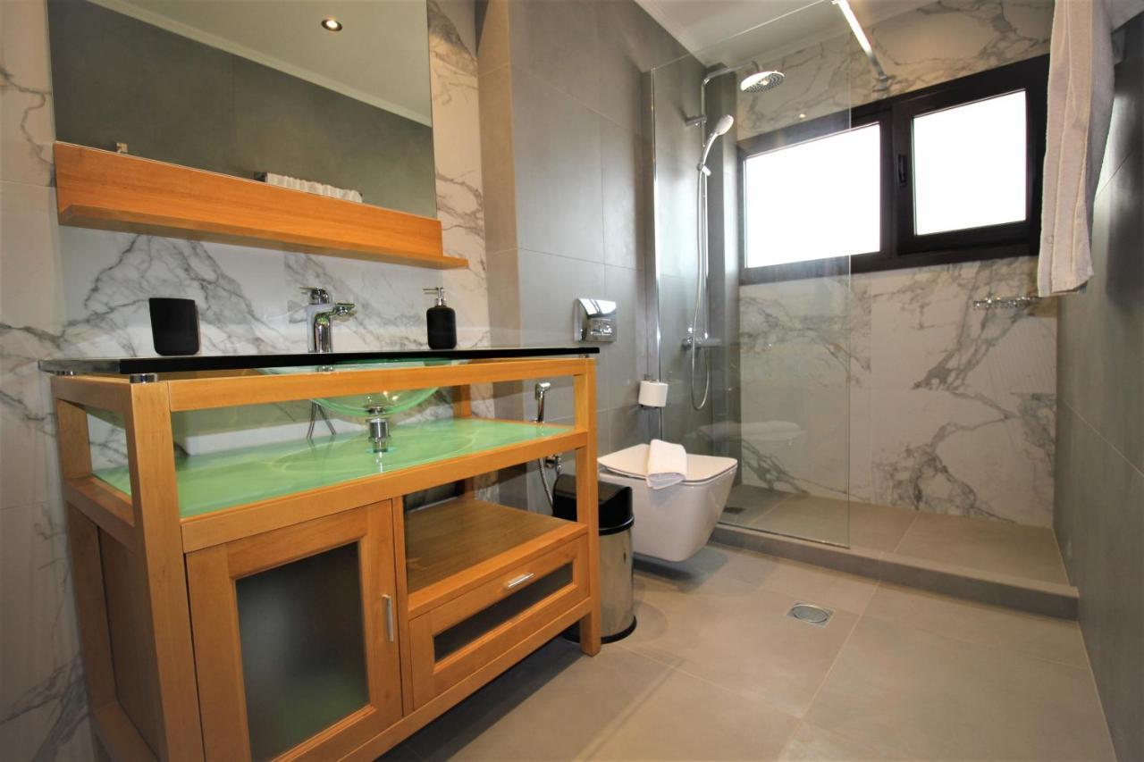 The Victoria-City Apartment Lefkáda Buitenkant foto